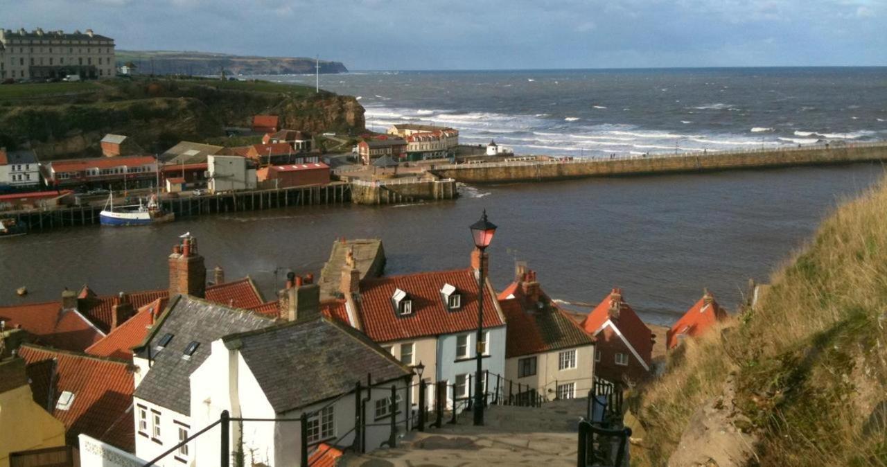 Bijou Romantic Retreat, Whitby Centre Exteriér fotografie